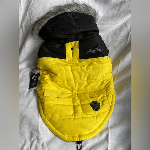 Canada Pooch Other - Dog coat - yellow- NEW- TRUE NORTH PARKA Canada Pooch